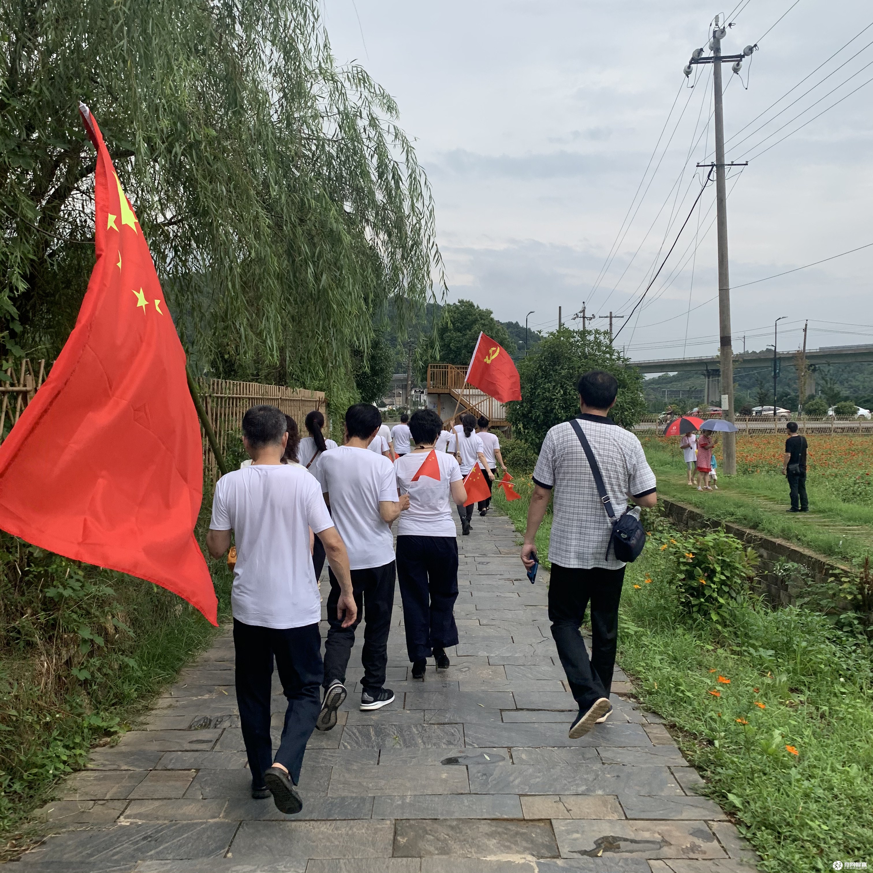 獻禮建黨百年| 唱支山歌給黨聽，堅定不移跟黨走